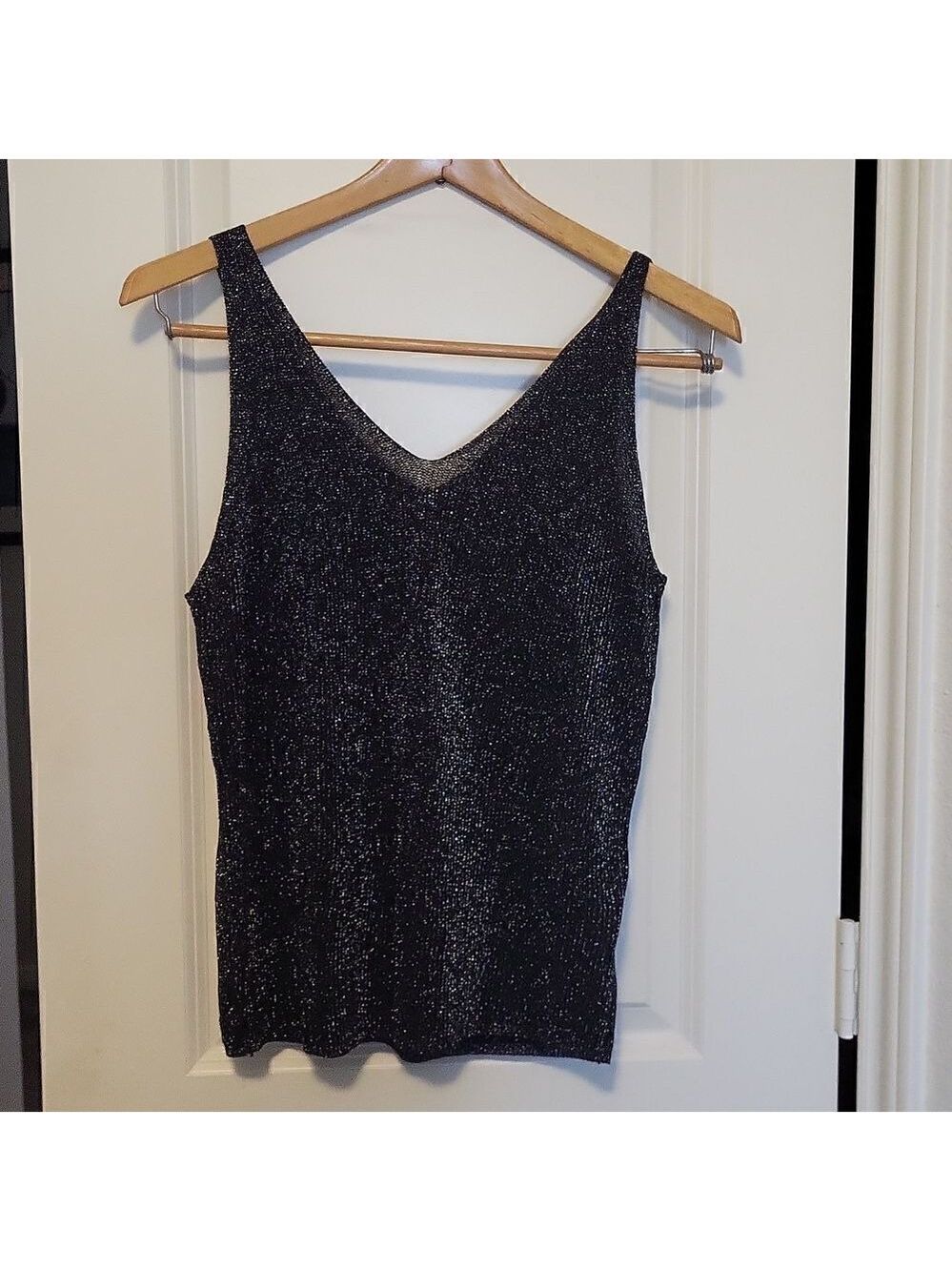 Sparkle Sequin Knit Top V-Neck Sleeveless